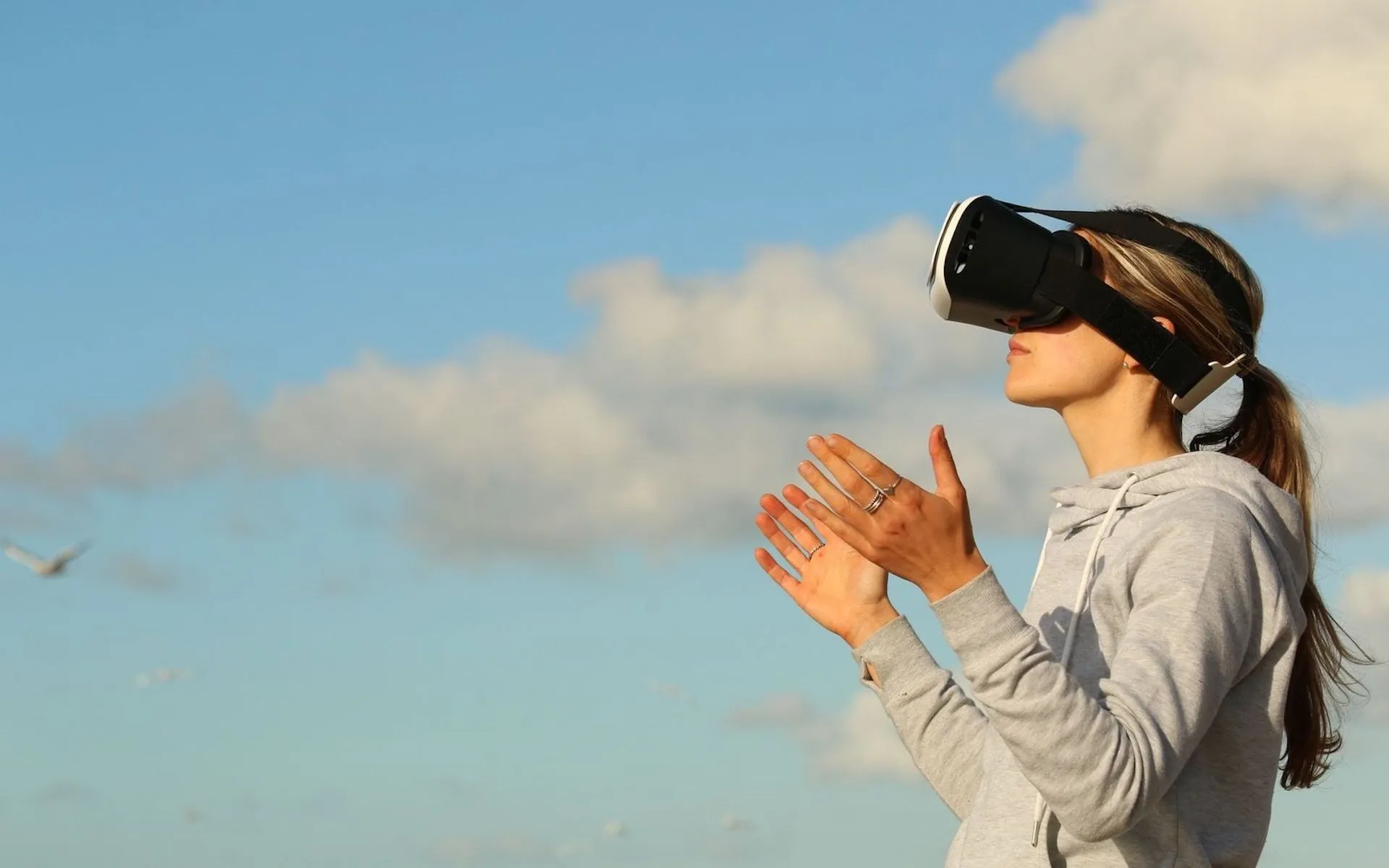 Using a 360 video headset